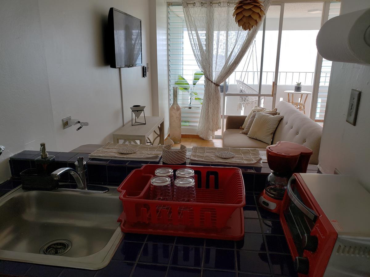 Gorgeous Beach Front Studio With Electricity Water Ac Luquillo Exterior foto