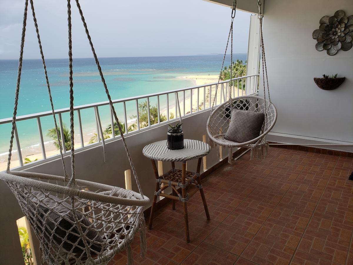 Gorgeous Beach Front Studio With Electricity Water Ac Luquillo Exterior foto
